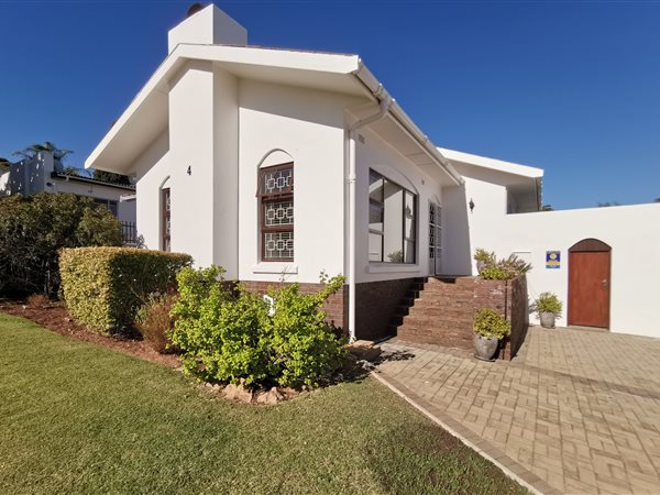 4 Bedroom House 4 Bedroom House