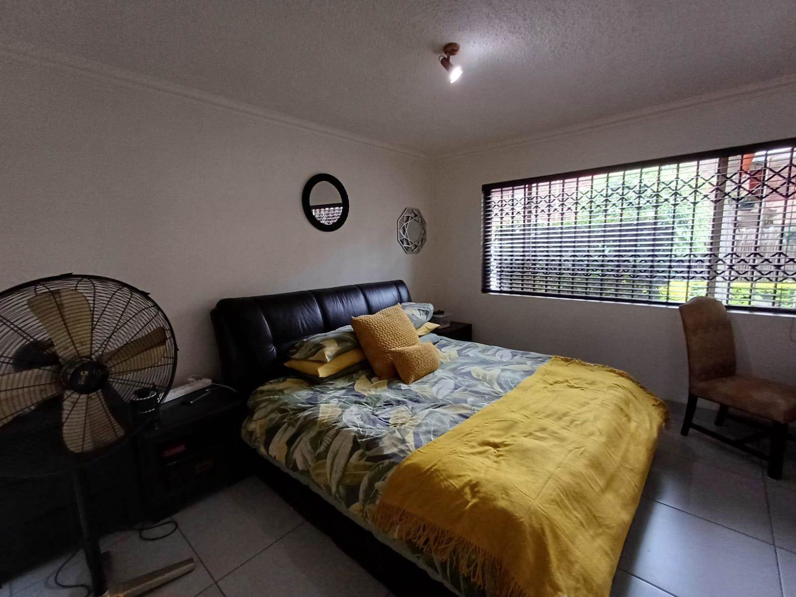 3 Bed Duplex in Garsfontein photo number 25