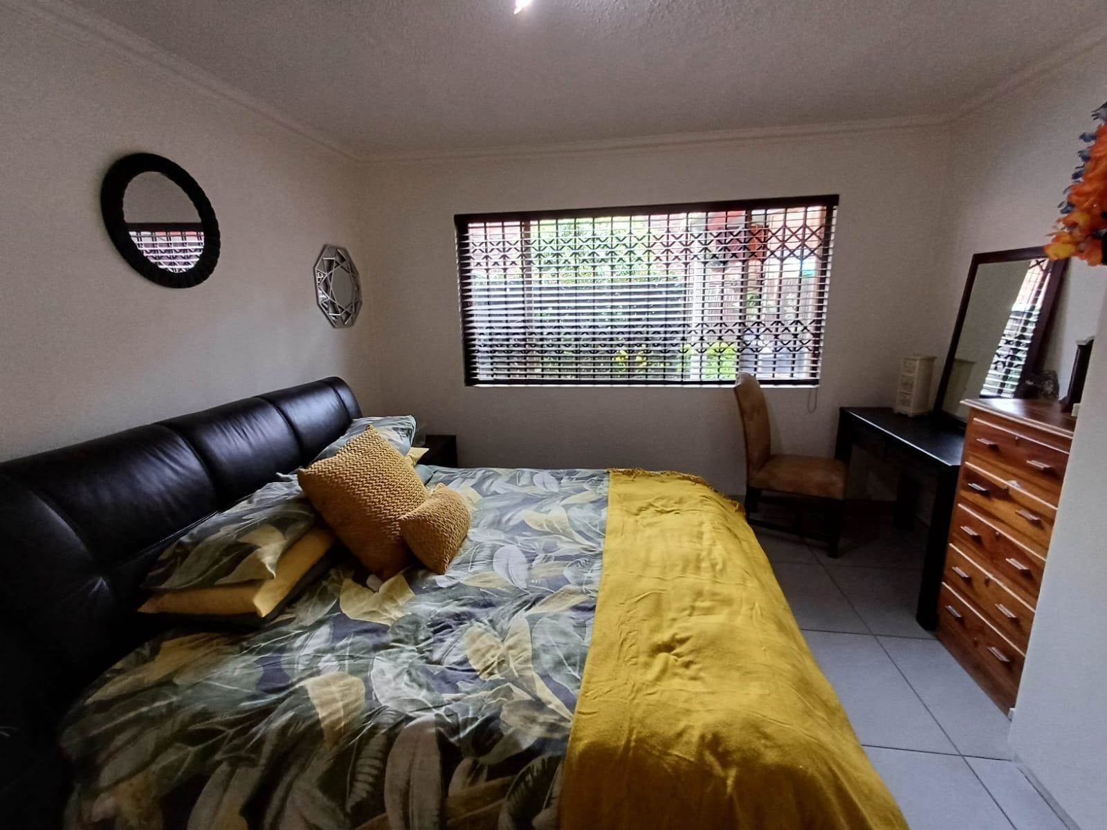 3 Bed Duplex in Garsfontein photo number 26