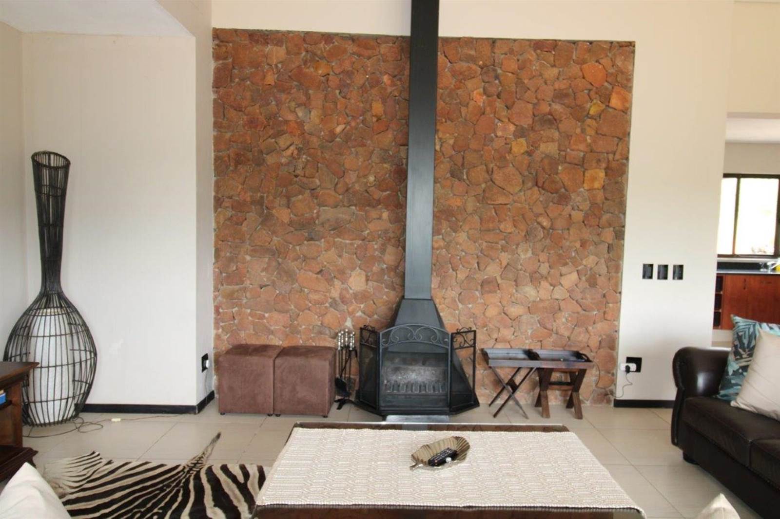 4 Bed House in Zwartkloof Private Game Reserve photo number 9