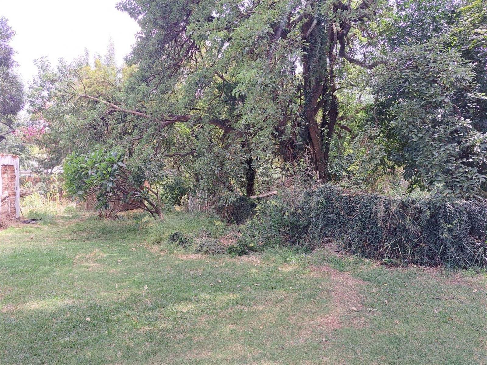 1265 m² Land available in Waterkloof photo number 6