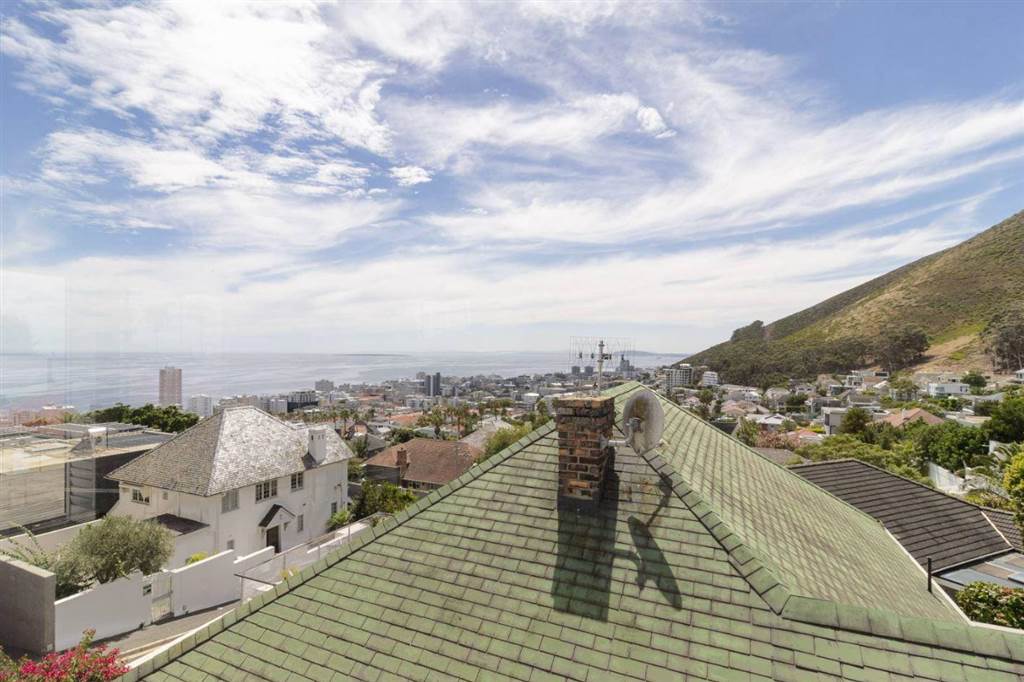 4 Bed House in Fresnaye photo number 25