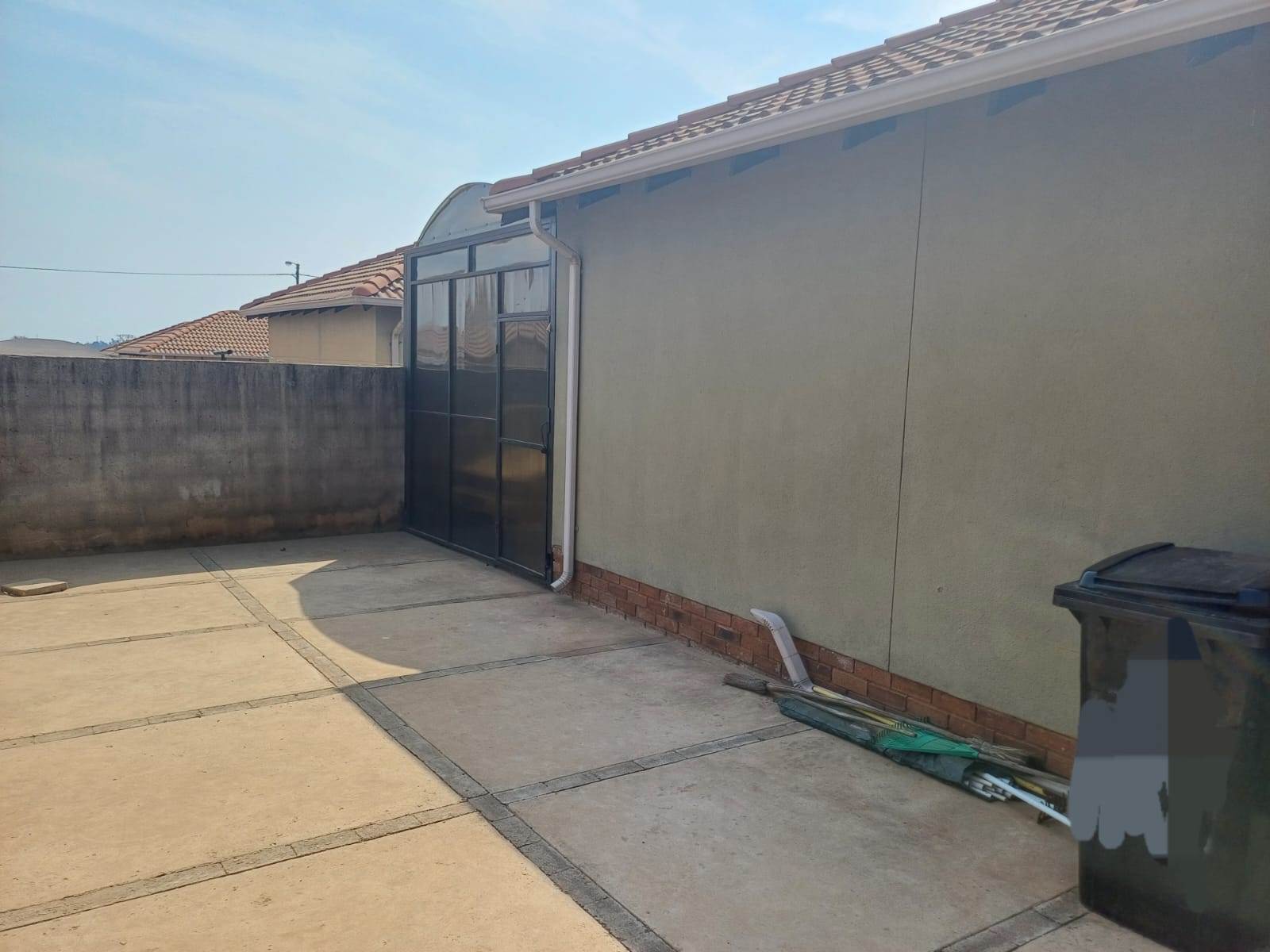 2 Bed House in Mamelodi East photo number 15