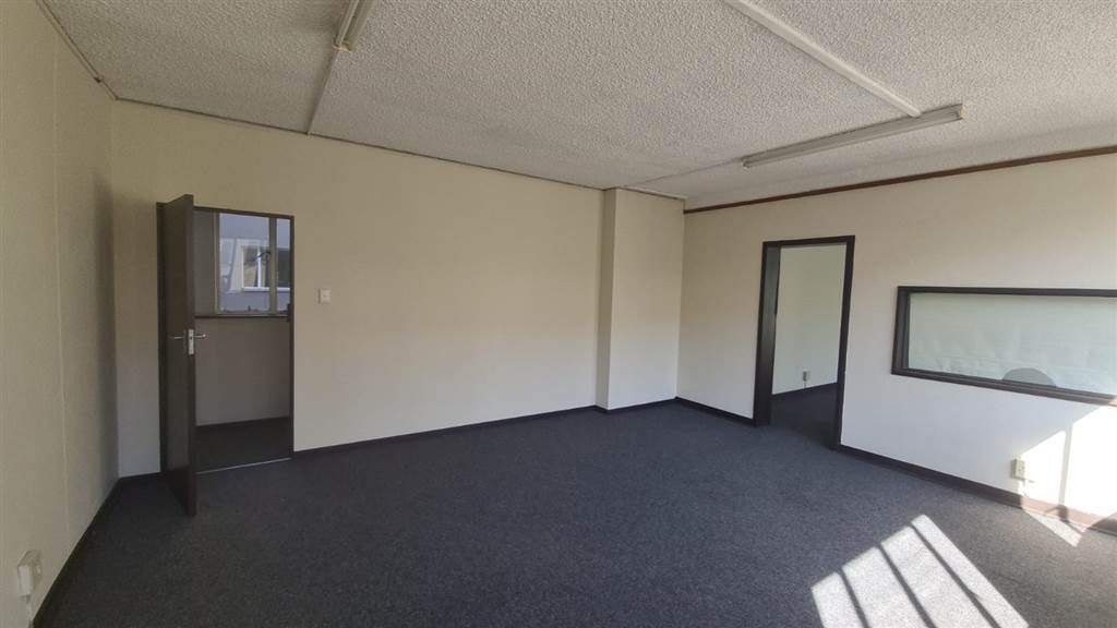 81  m² Commercial space in Pretoria Central photo number 7