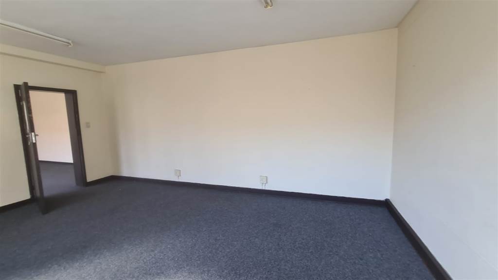 81  m² Commercial space in Pretoria Central photo number 4