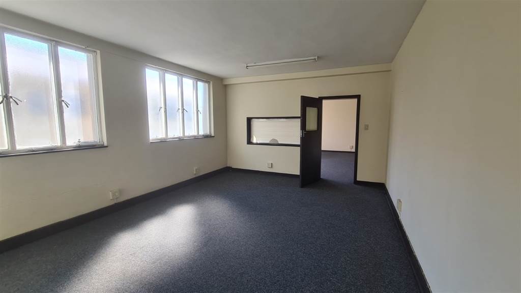 81  m² Commercial space in Pretoria Central photo number 3