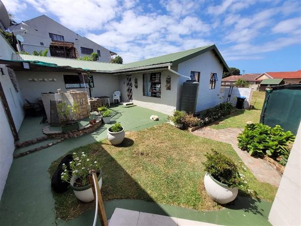 4 Bedroom House 4 Bedroom House