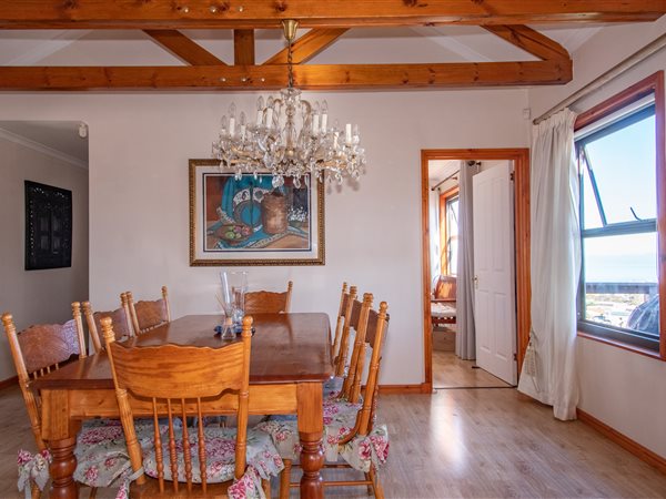 2 Bedroom House 2 Bedroom House
