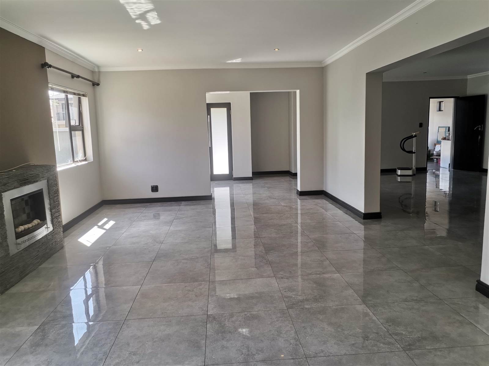 5 Bed House in Raslouw Manor photo number 6