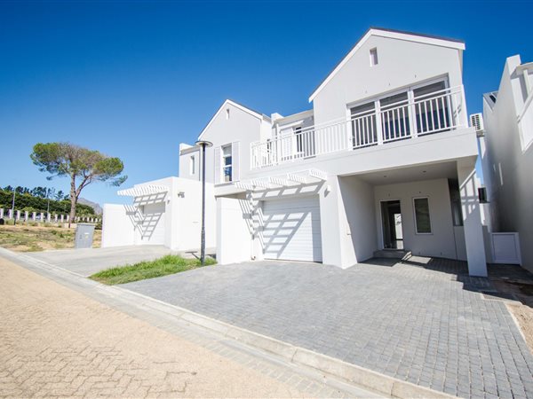 3 Bedroom House 3 Bedroom House
