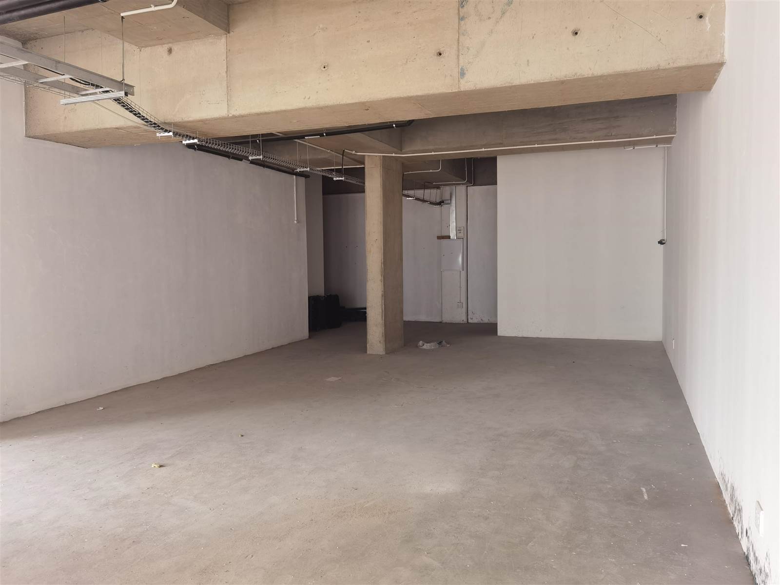 195  m² Retail Space in Woodstock photo number 8
