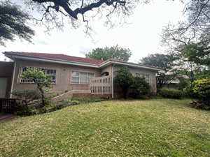 4 Bed House in Parkhill Gardens