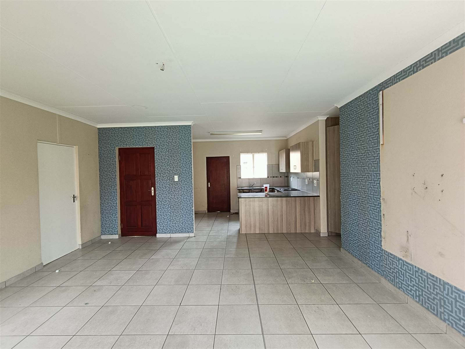 3 Bed House in Waterkloof photo number 9