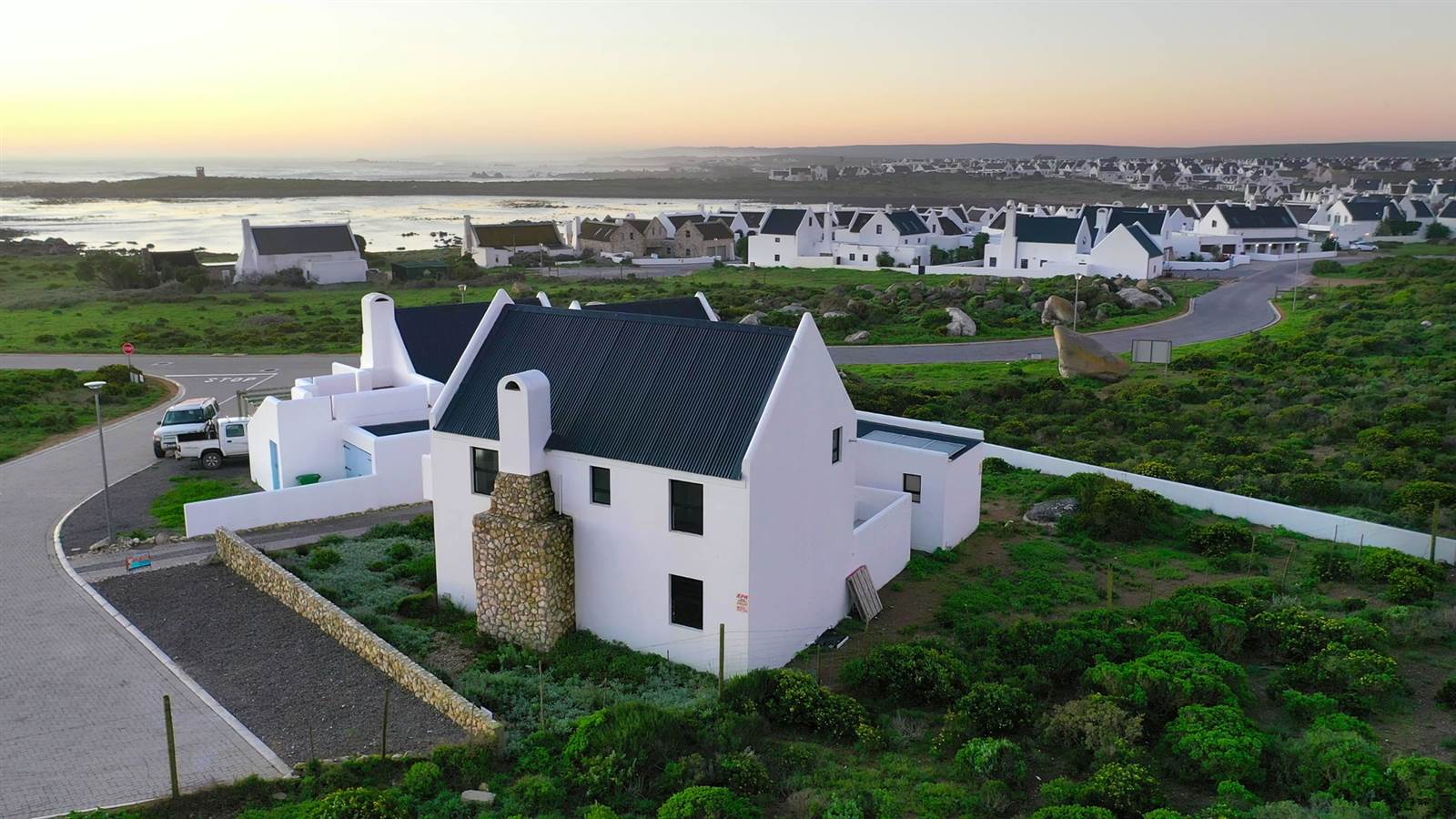 3 Bed House in Jacobsbaai photo number 1