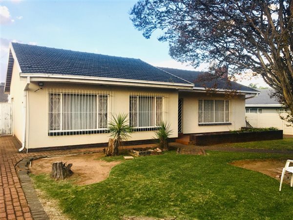 3 Bedroom House 3 Bedroom House