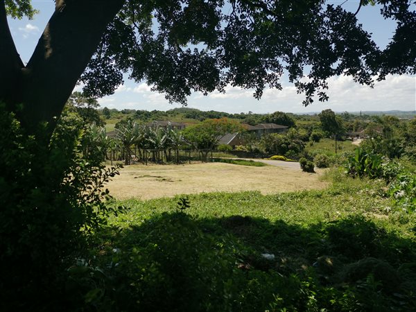 950 m² Land