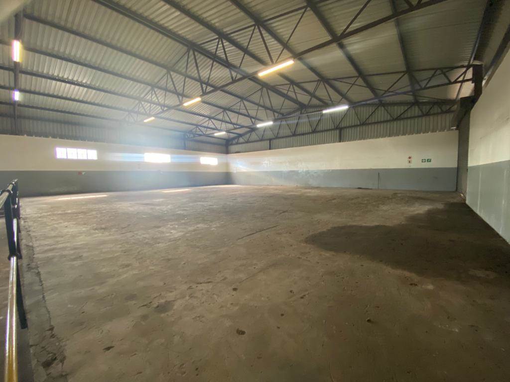 890  m² Commercial space in Bankenveld photo number 15