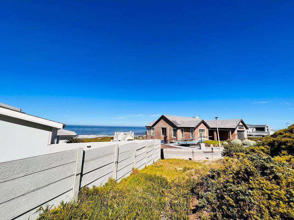 896 m² Land available in Yzerfontein photo number 4