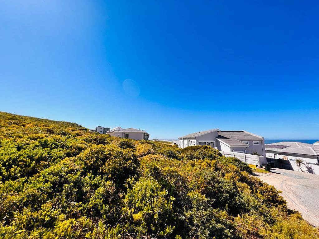 896 m² Land available in Yzerfontein photo number 2