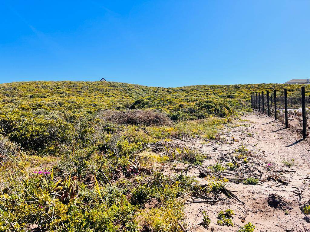896 m² Land available in Yzerfontein photo number 9