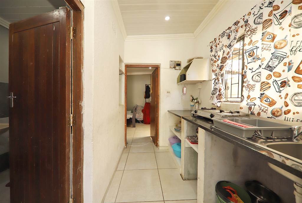 3 Bed House in Matroosfontein photo number 15
