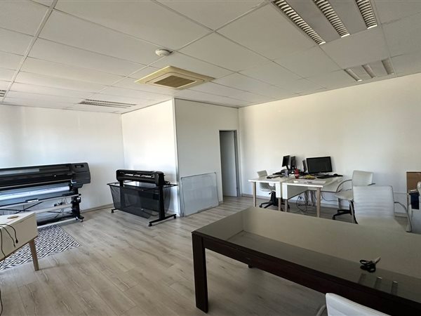 50  m² Office Space