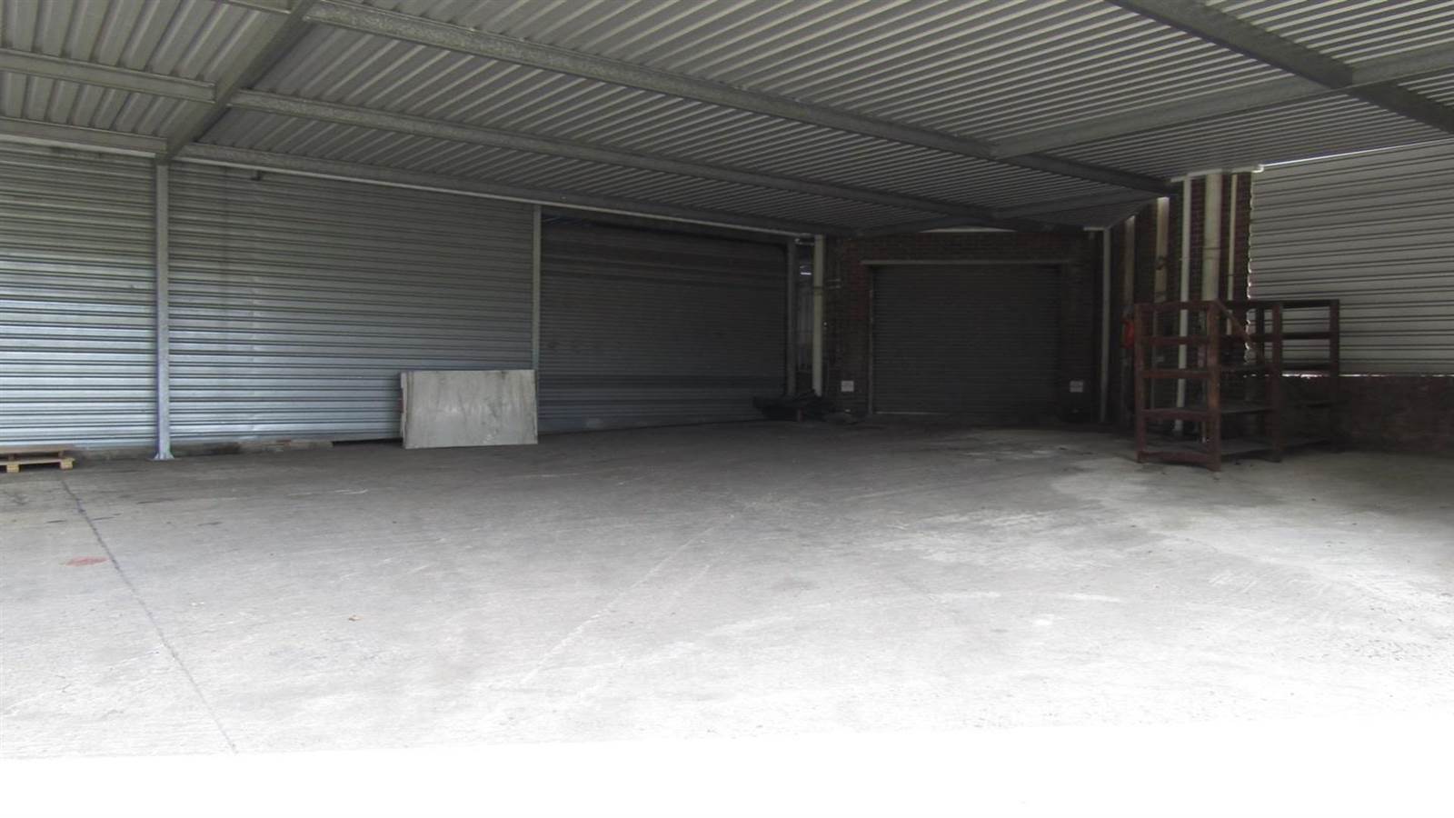 1406  m² Industrial space in New Germany photo number 16