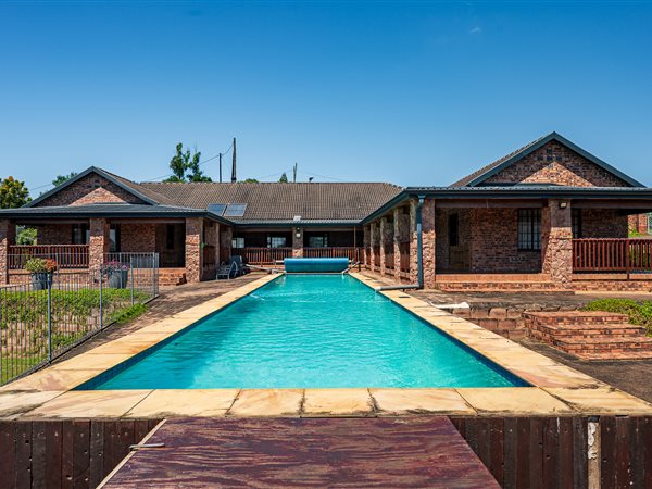 3 Bedroom House 3 Bedroom House
