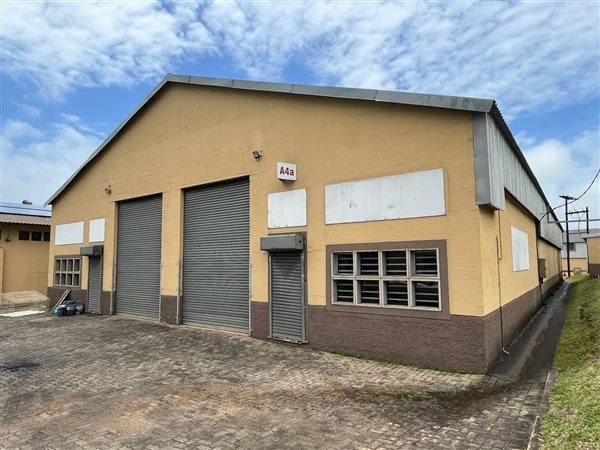 110  m² Commercial space