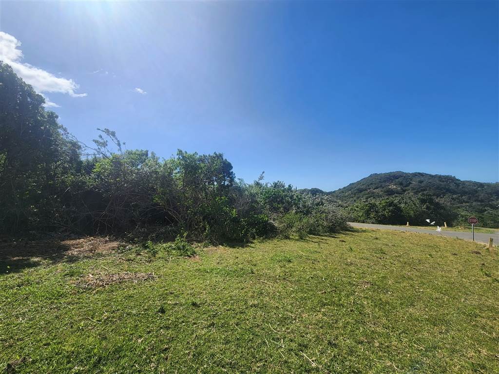 837 m² Land available in Cintsa photo number 2