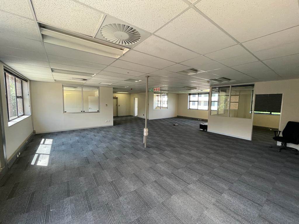 208  m² Commercial space in Rosebank photo number 6