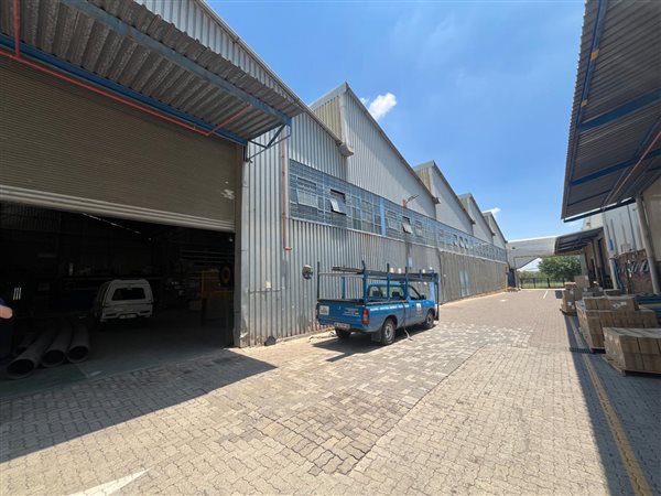 1 846  m² Industrial space