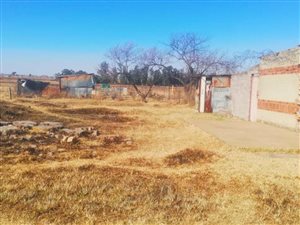 400 m² Land available in Moleleki