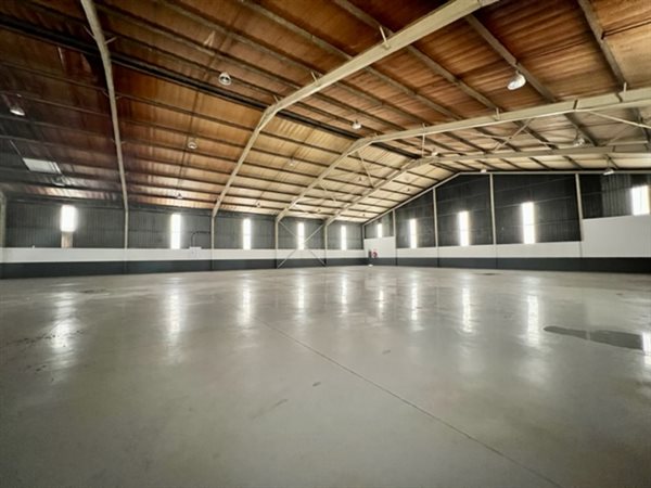 1530  m² Industrial space