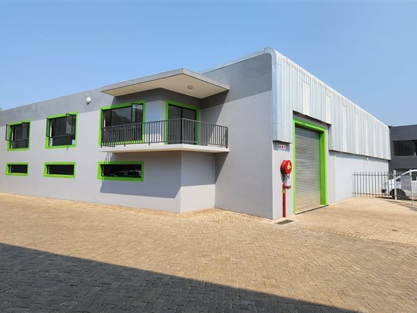 828  m² Industrial space in Shakas Head