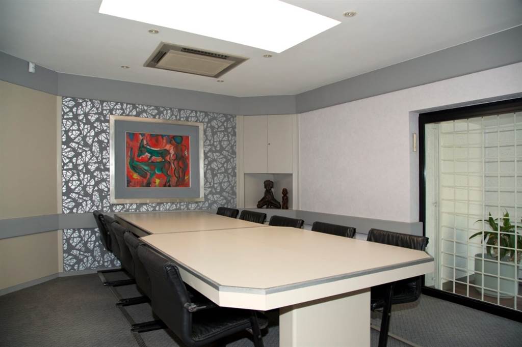 297  m² Office Space in Kensington B photo number 5