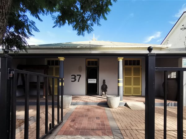 774 m² Commercial space 774 m² Commercial space