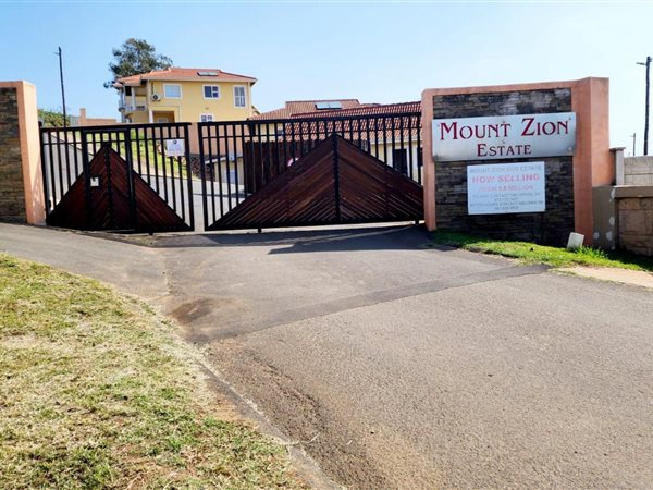 450 m² Land available in Southgate