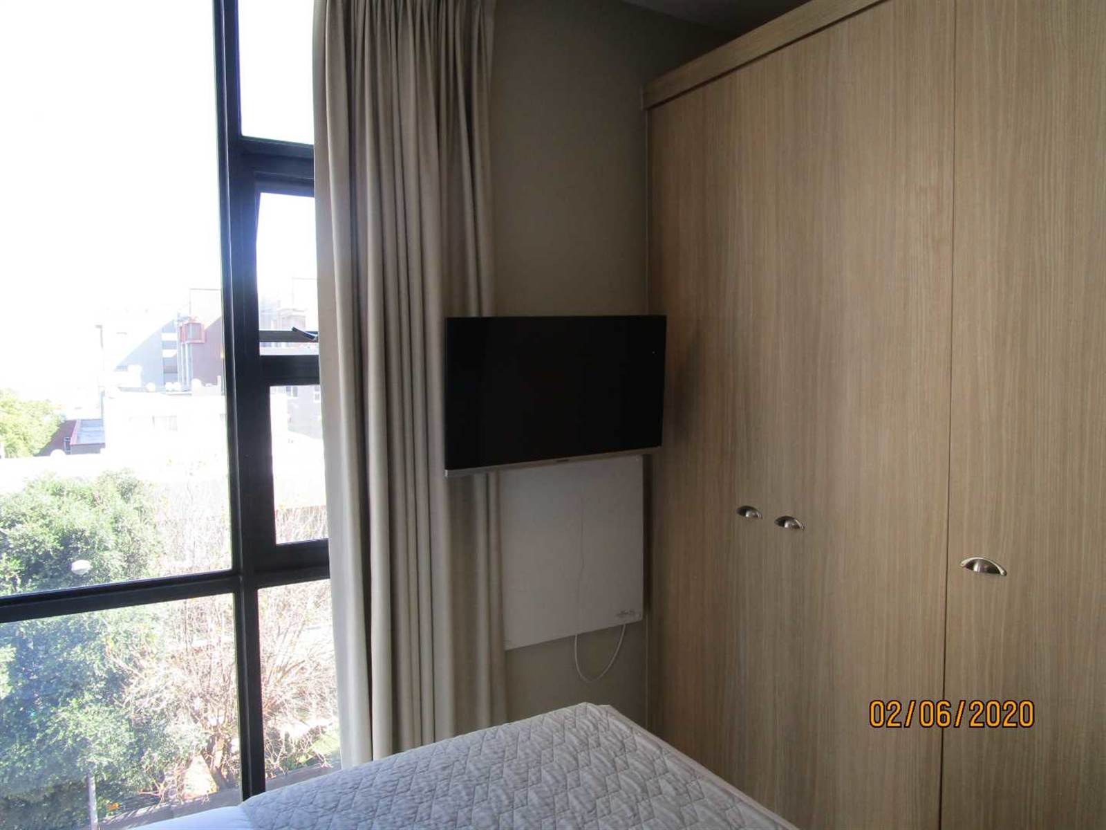 2 Bed Apartment in Rosebank photo number 11