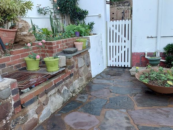 1 Bed Garden Cottage