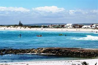 494 m² Land available in Yzerfontein photo number 2