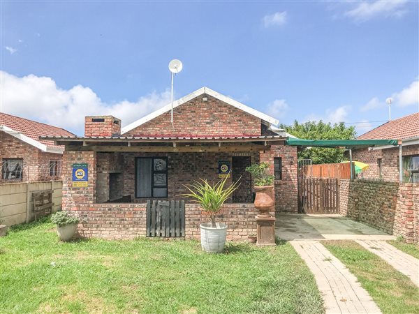 3 Bedroom House 3 Bedroom House