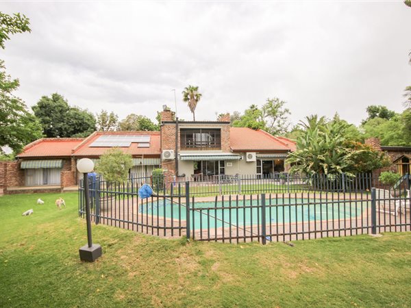 5 Bed House in Wesbank