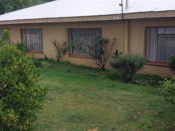 4 Bedroom House 4 Bedroom House