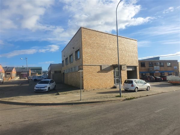 300  m² Commercial space in Sidwell