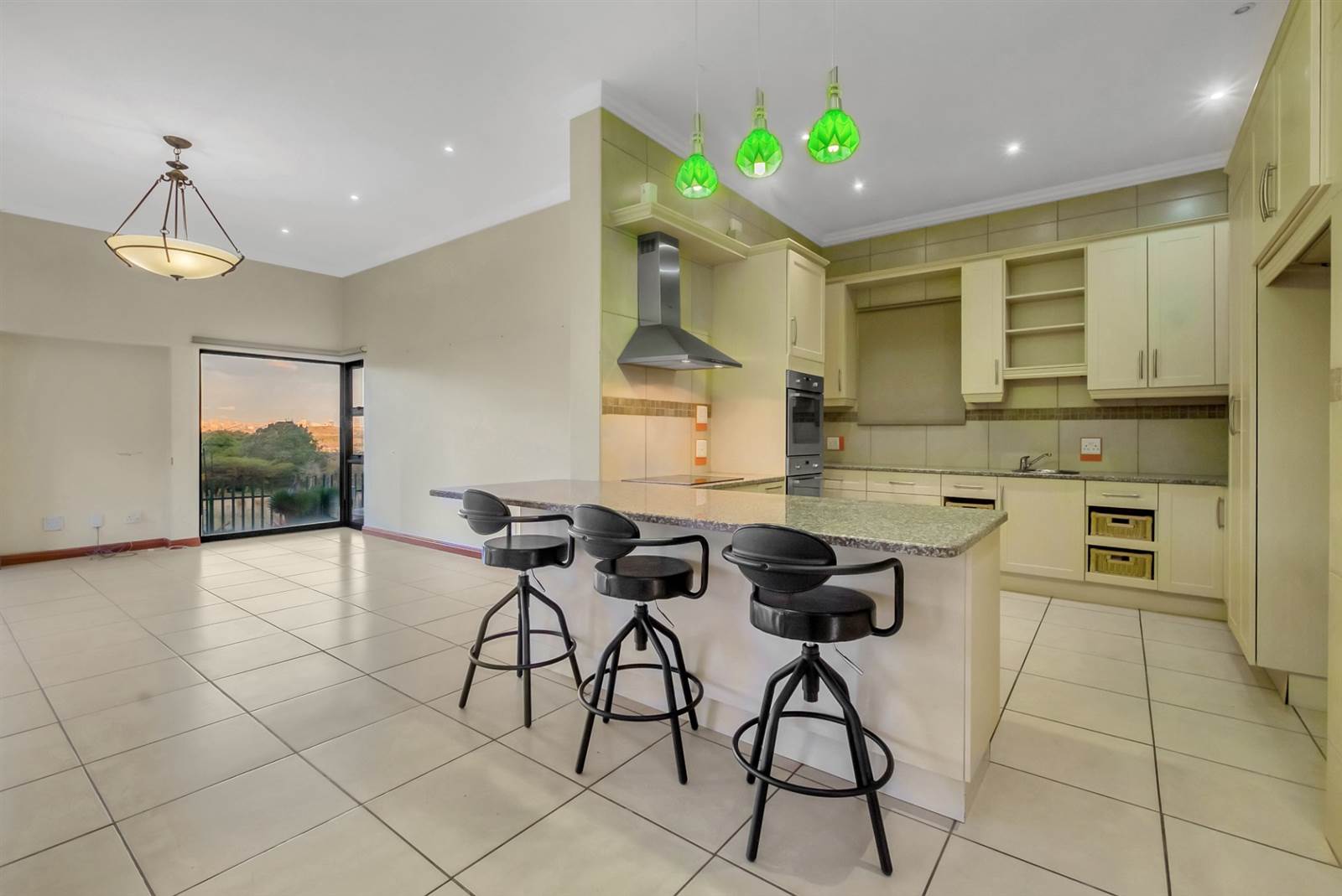 4 Bed Cluster in Northcliff photo number 8