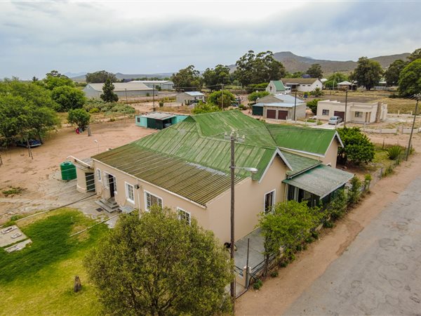 5 Bed House in Graafwater