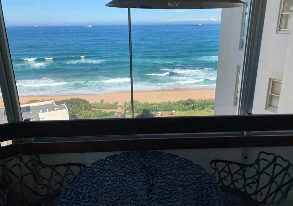 3 Bed Townhouse in Umhlanga Ridge photo number 7
