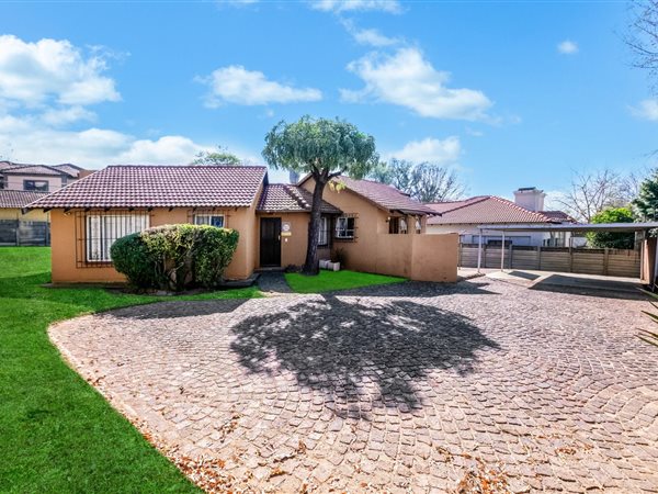 2 Bedroom House 2 Bedroom House