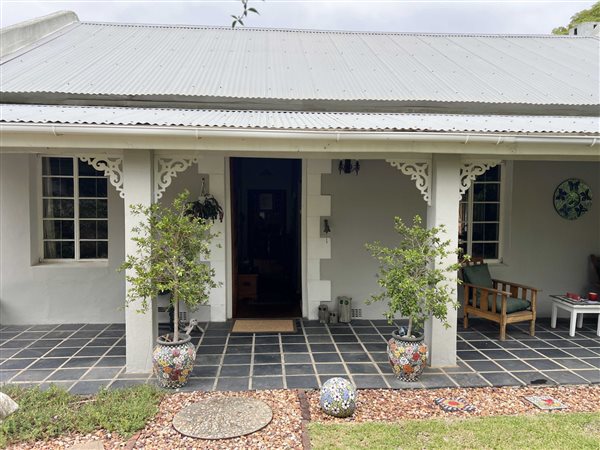 4 Bedroom House 4 Bedroom House